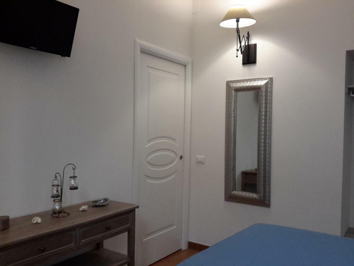 Le Stanze Di Penelope Bed & Breakfast Salerno Exterior photo