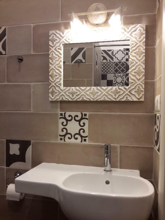 Le Stanze Di Penelope Bed & Breakfast Salerno Exterior photo