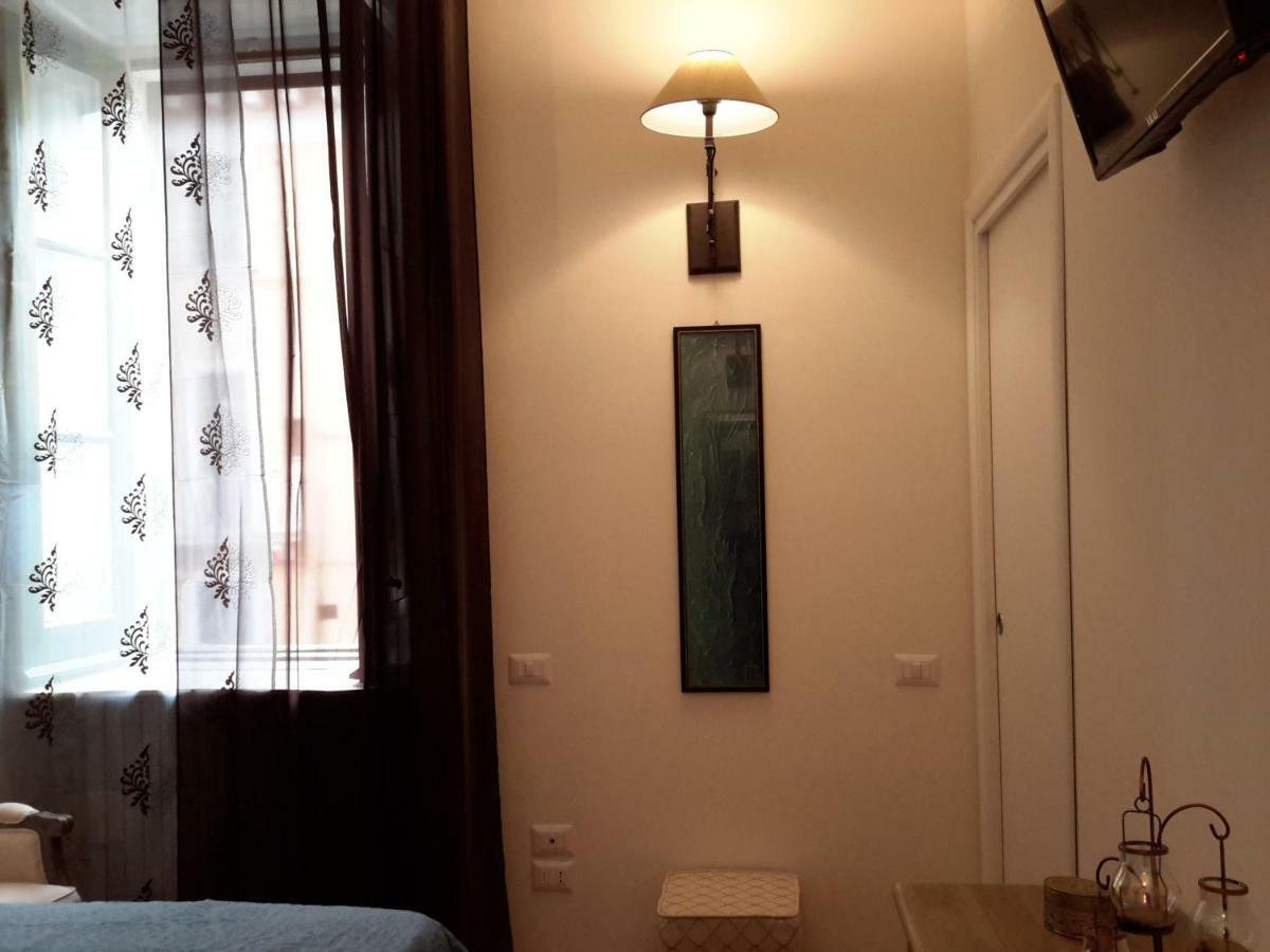 Le Stanze Di Penelope Bed & Breakfast Salerno Exterior photo
