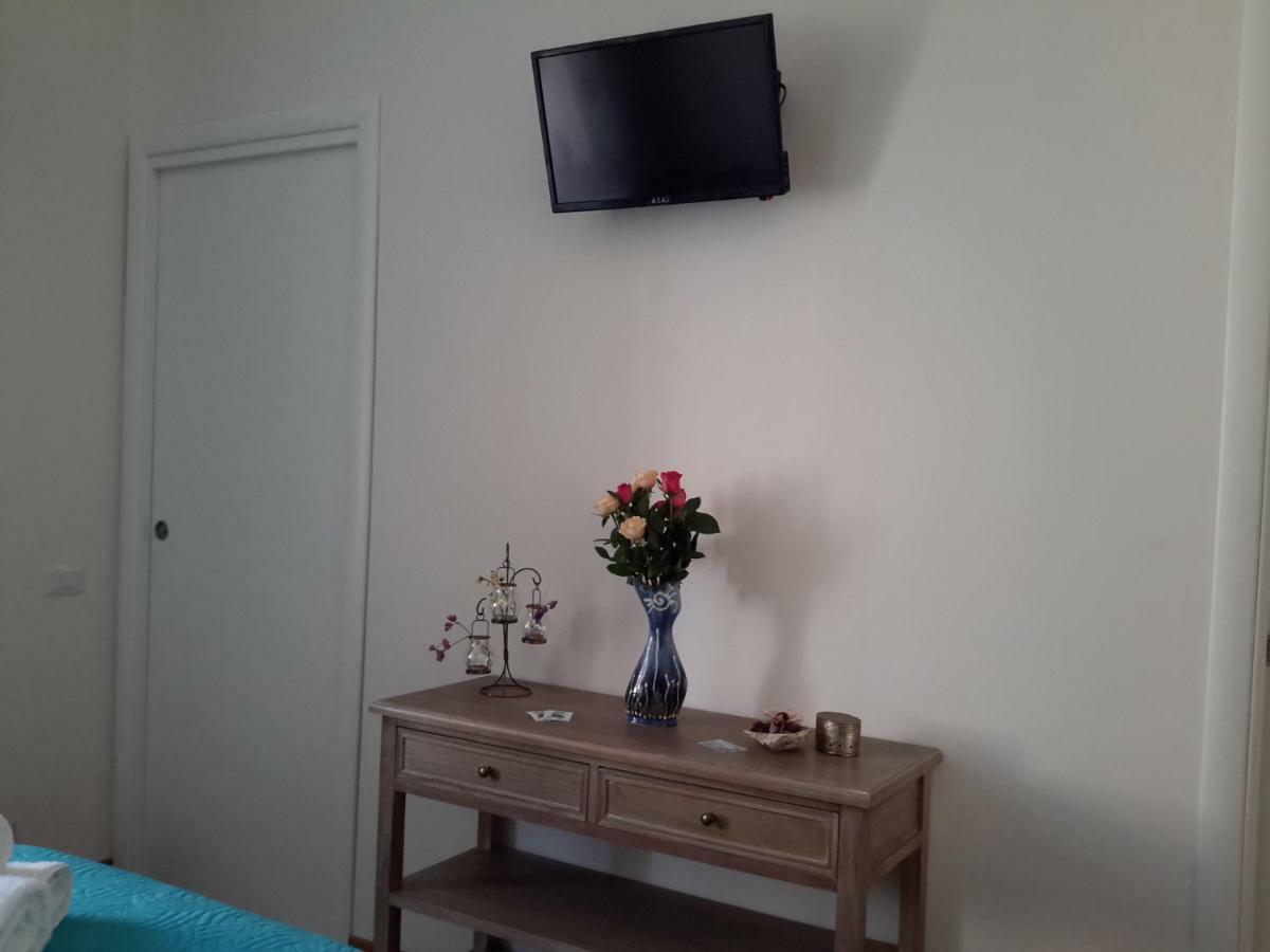 Le Stanze Di Penelope Bed & Breakfast Salerno Exterior photo